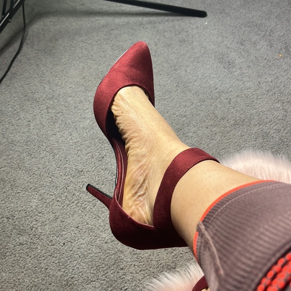 Burgundy woo heels - Picture 6 of 6